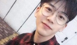 抖音网红黑料吃瓜群,吃瓜群背后的真相与争议