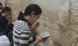 娱乐吃瓜君吴孟达,从喜剧大师到人生导师，娱乐吃瓜君的传奇人生