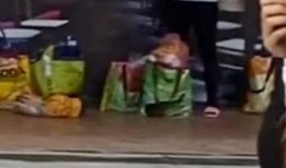 街头搞笑爆料视频,搞笑爆料视频集锦