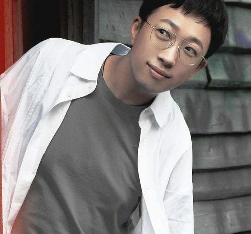 娱乐吃瓜君石头男星