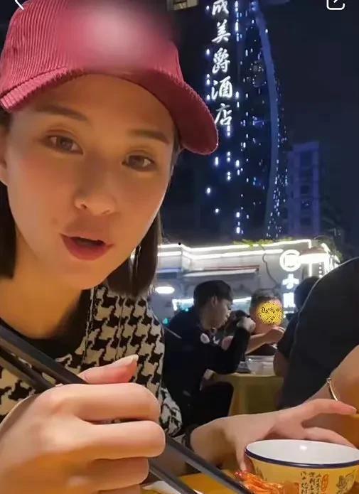 娱乐小葱花明星吃瓜,娱乐圈幕后真相曝光