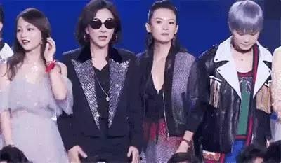 娱乐吃瓜主播真假对比图,揭秘娱乐吃瓜主播的神秘面纱